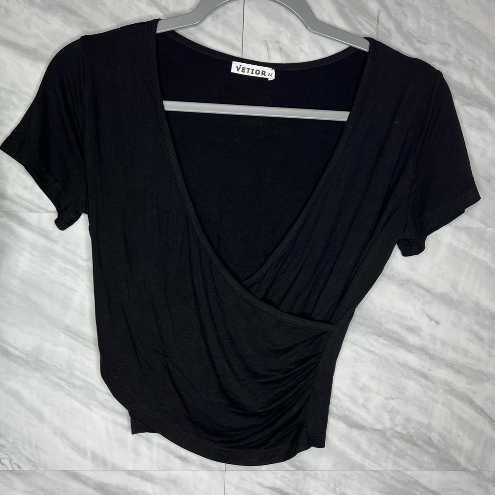 Vetior Wrap Crop Top Medium